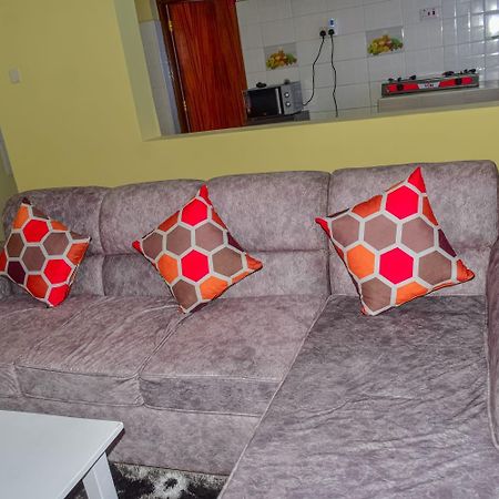 Lux Suites Bamburi Furnished Apartments Extérieur photo
