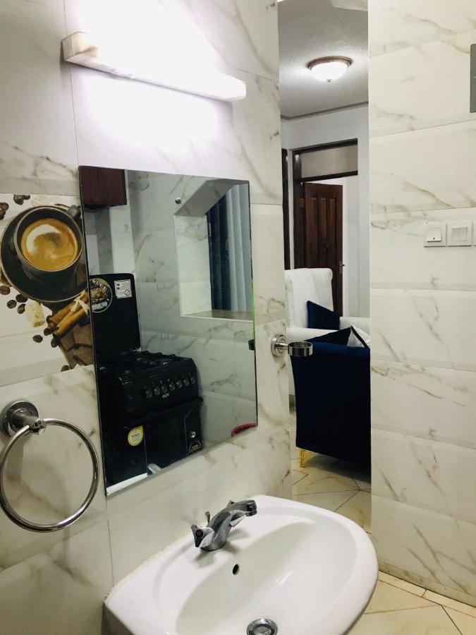 Lux Suites Bamburi Furnished Apartments Extérieur photo