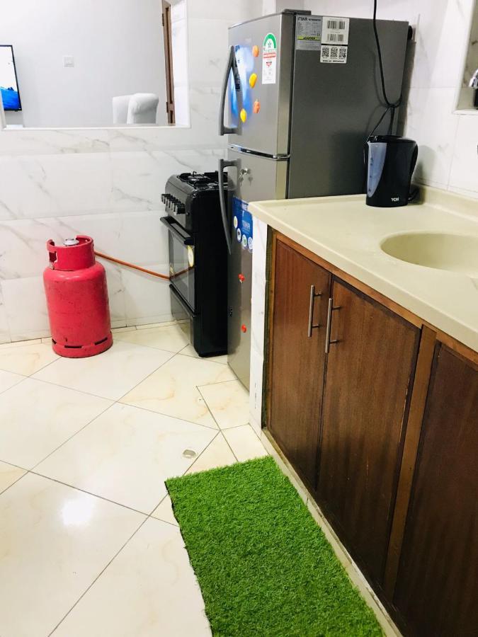 Lux Suites Bamburi Furnished Apartments Extérieur photo