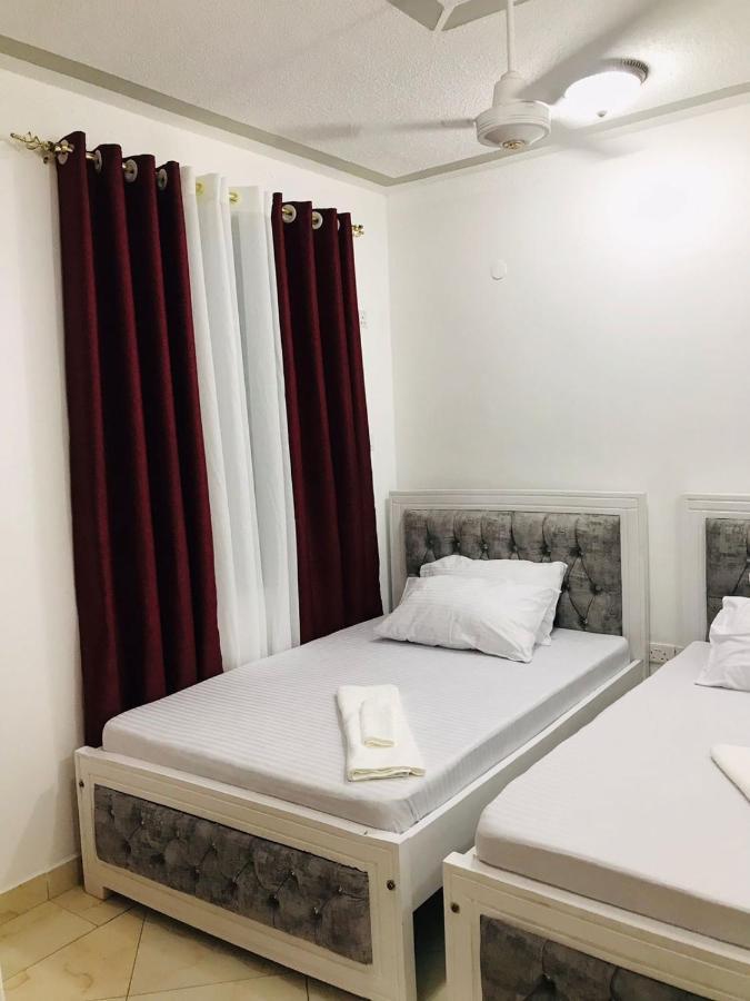 Lux Suites Bamburi Furnished Apartments Extérieur photo