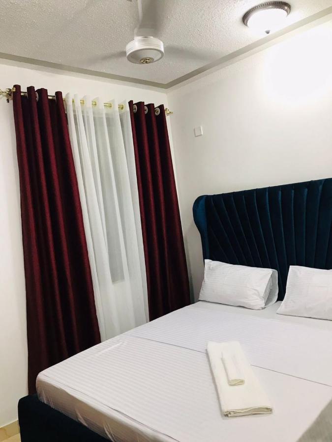 Lux Suites Bamburi Furnished Apartments Extérieur photo
