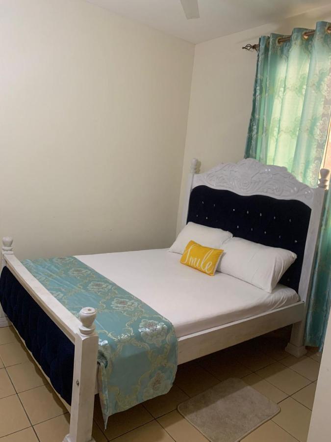 Lux Suites Bamburi Furnished Apartments Extérieur photo