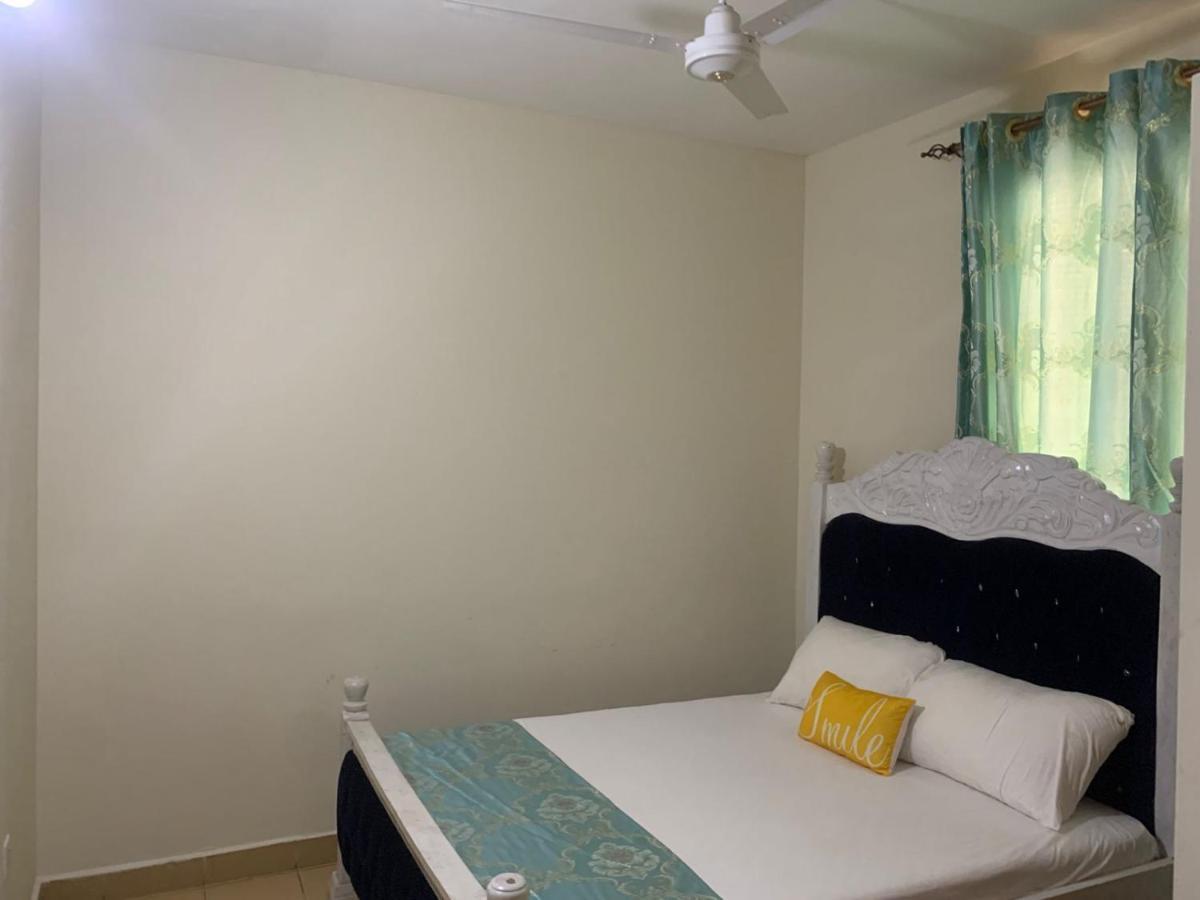 Lux Suites Bamburi Furnished Apartments Extérieur photo