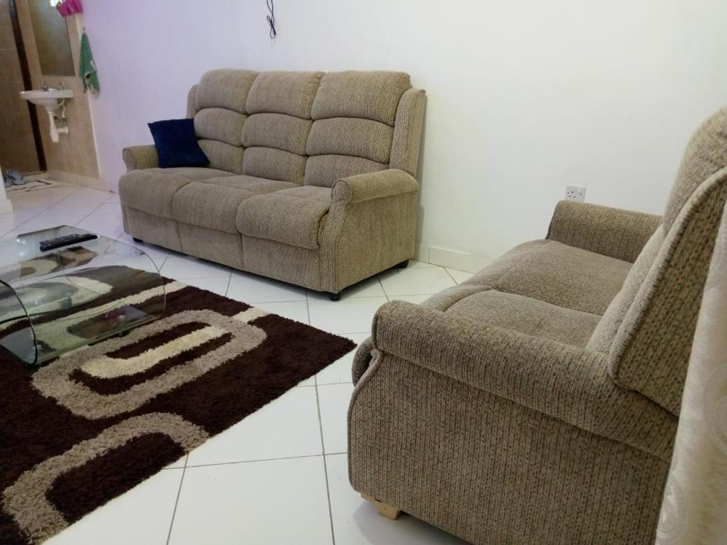 Lux Suites Bamburi Furnished Apartments Extérieur photo