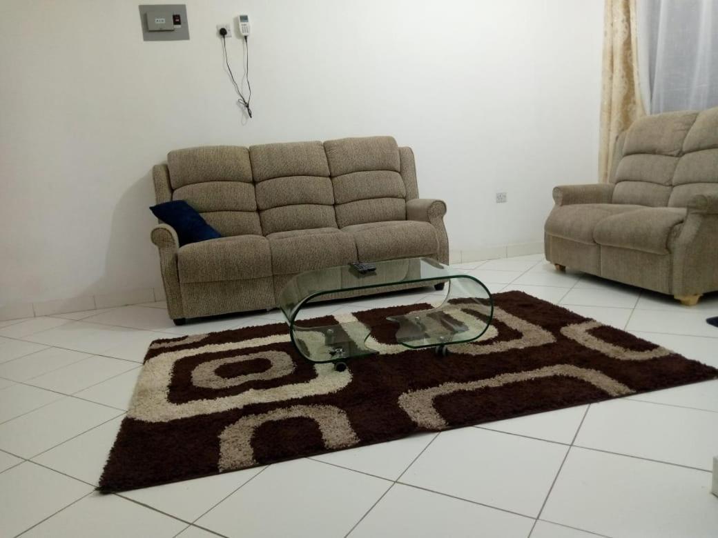 Lux Suites Bamburi Furnished Apartments Extérieur photo