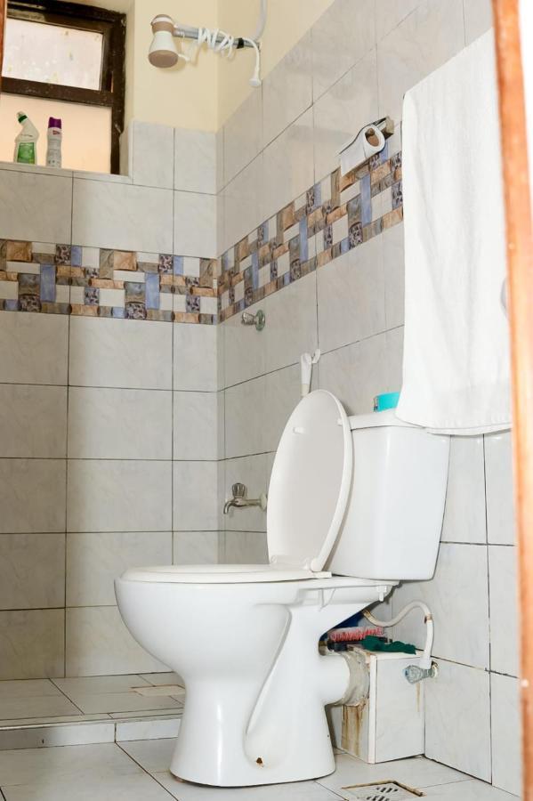 Lux Suites Bamburi Furnished Apartments Extérieur photo