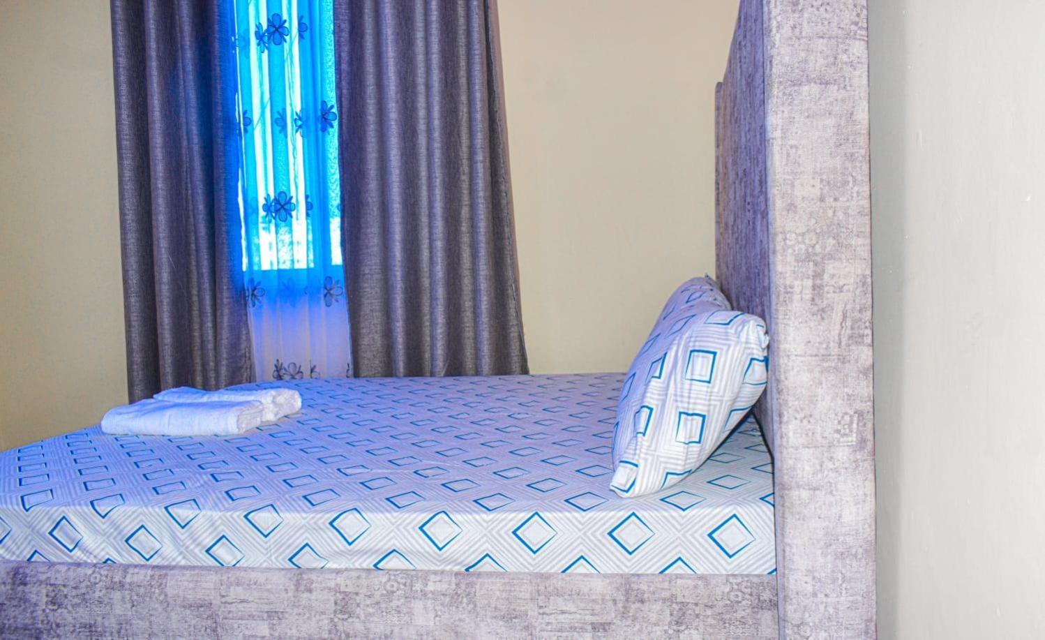 Lux Suites Bamburi Furnished Apartments Extérieur photo
